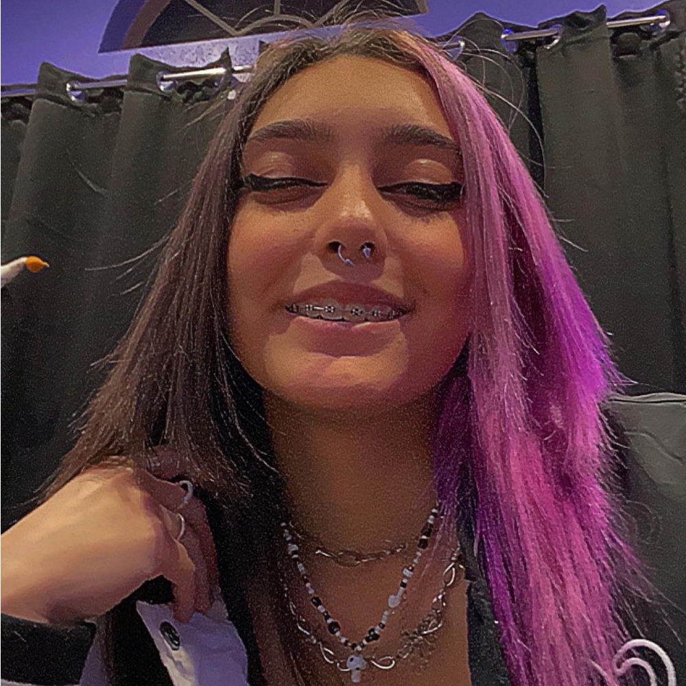 Meet your Posher, Leilani